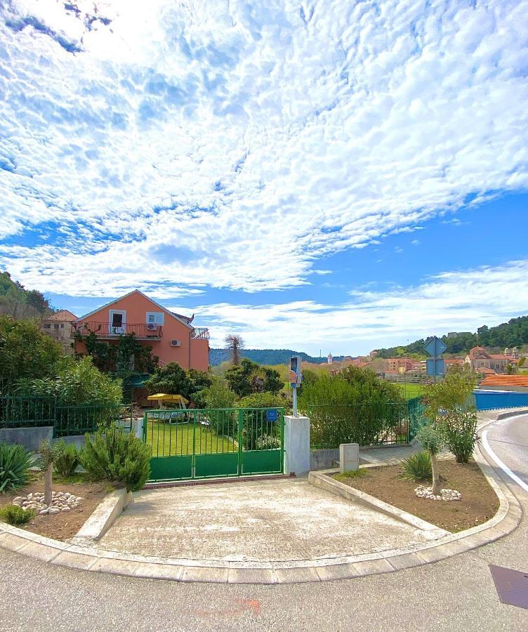 Casa Erceg Amor Vincit Omnia Skradin Bagian luar foto