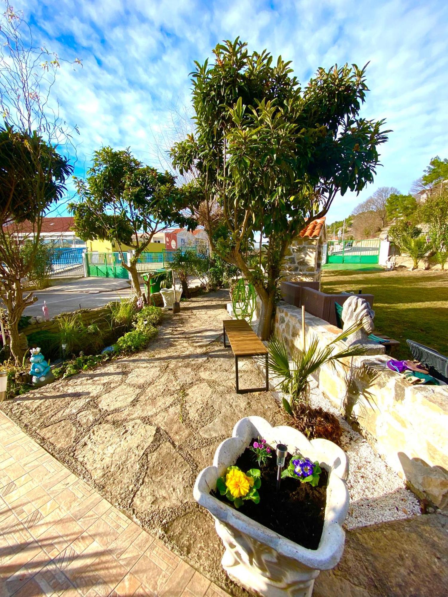 Casa Erceg Amor Vincit Omnia Skradin Bagian luar foto