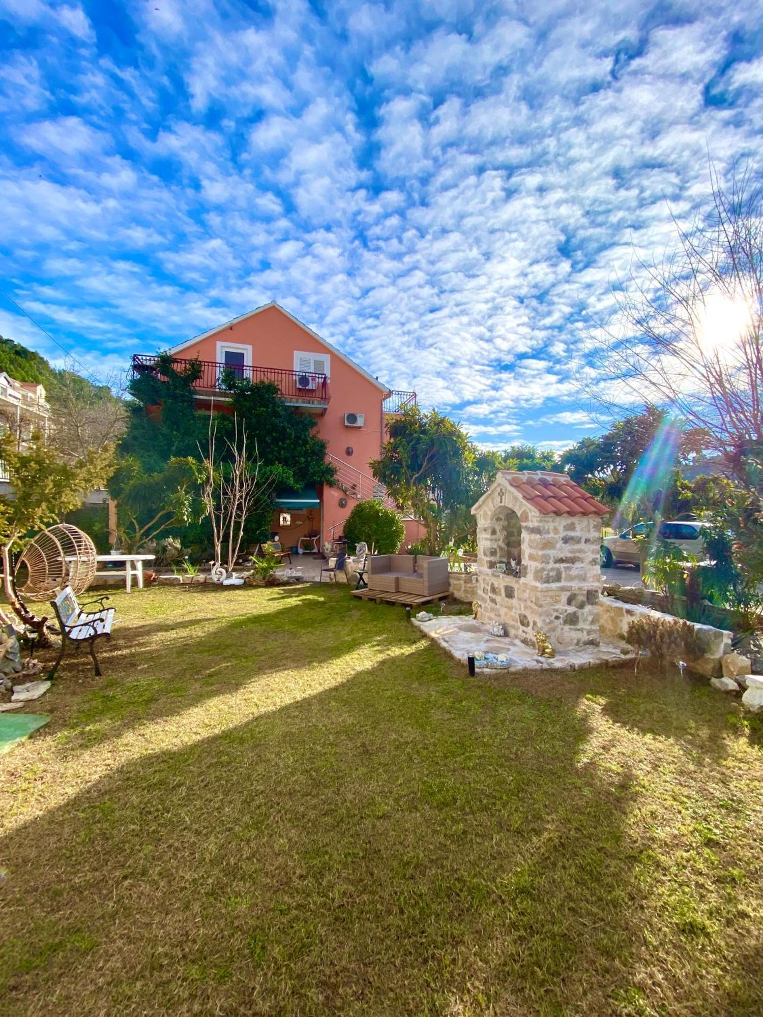 Casa Erceg Amor Vincit Omnia Skradin Bagian luar foto